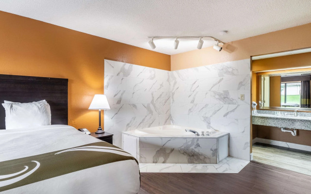 Quality Inn & Suites Corinth West