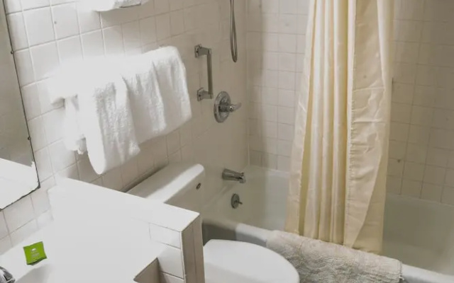 Fairway Overnight & Extended Stay