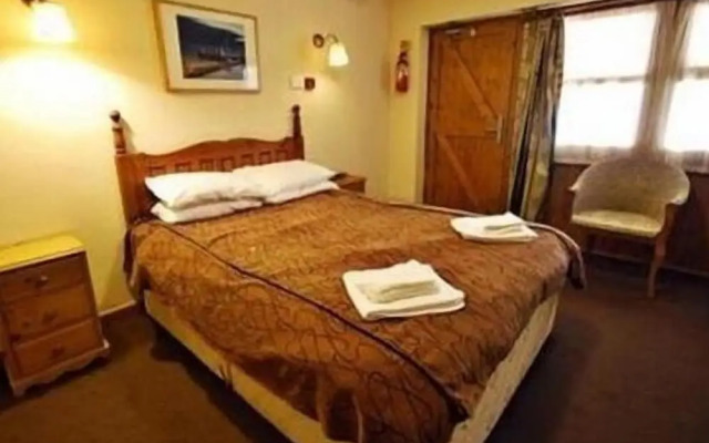 Gardeners Country Inn