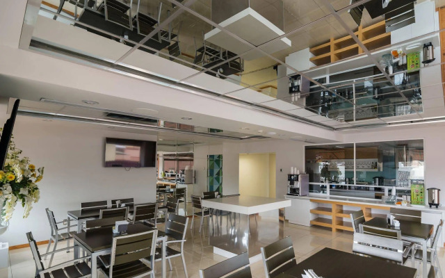 Concept Hotel - Centro Zamora