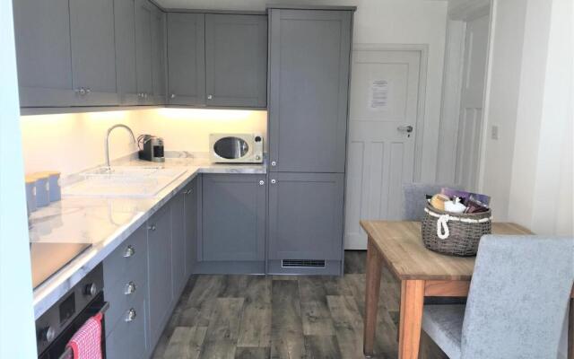 Fring House Apartment