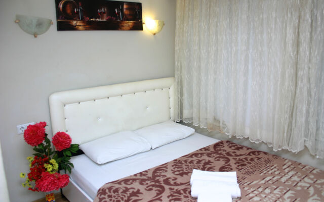 Deniz Suites