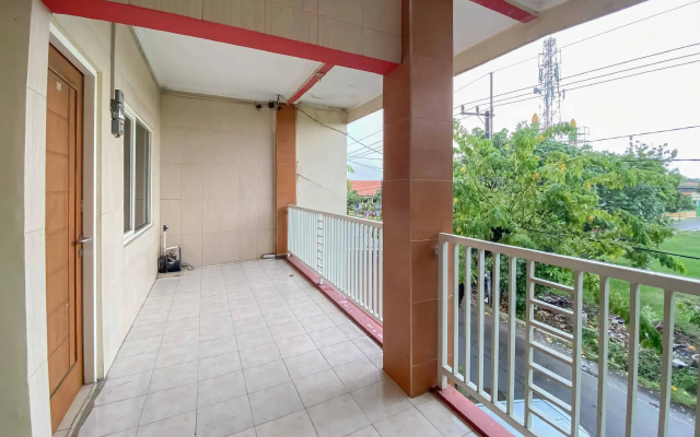 KoolKost Syariah near T1 Juanda Airport 3