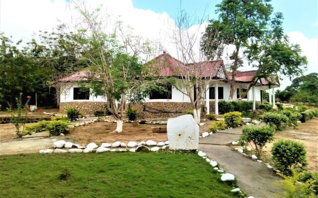 Busua Paradiso Beach Resort