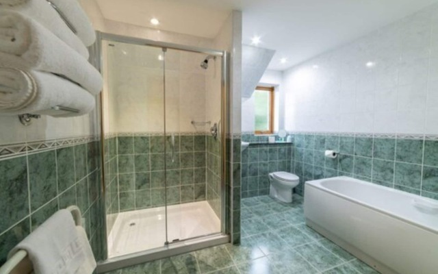 Lochardil House Hotel