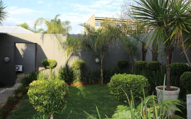 Saffron Guest House