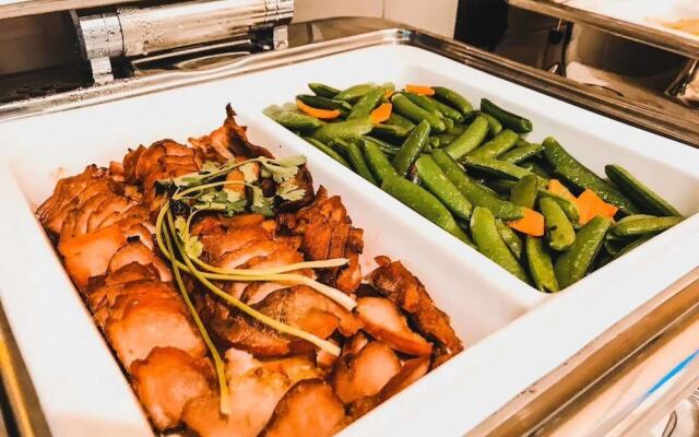 Atour Hotel Swimming Beach Qinglv Road Zhuhai