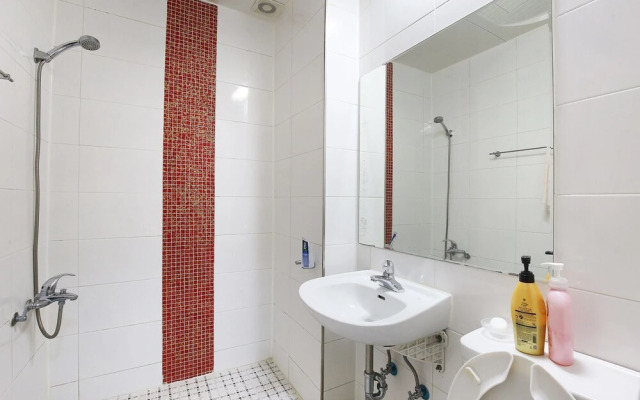 Nonsan Hwangje Motel