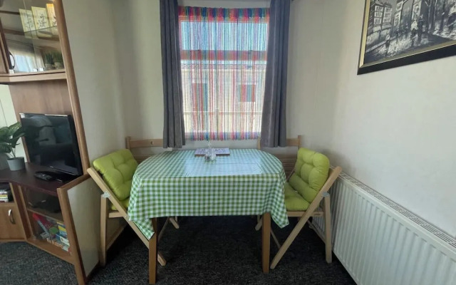 27 Tower View Pevensey Bay Holiday Park Beach