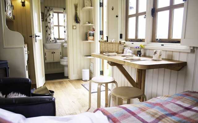 Morndyke Shepherds' Huts