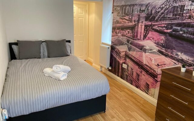 Amazing 8 bedroom apartment