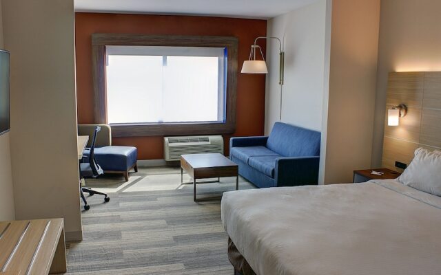 Holiday Inn Express & Suites Spencer, an IHG Hotel