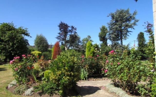 Le Manoir De Neuville