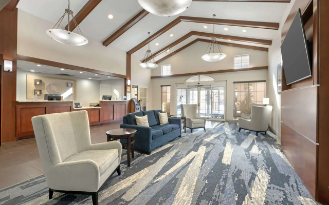 Comfort Suites Downtown