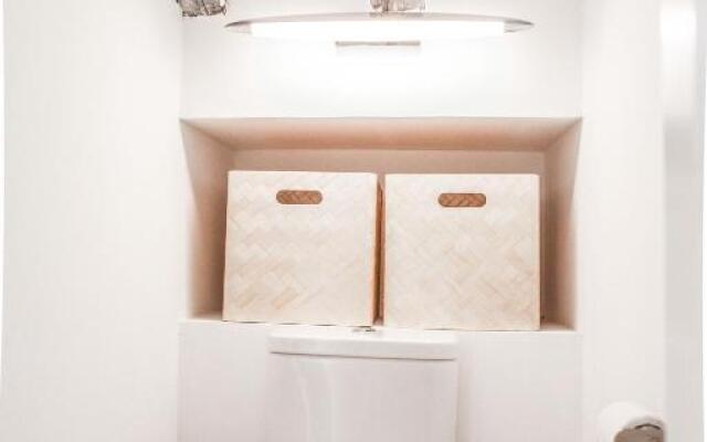 Penthouse, 3Bed in Heart of Malasana