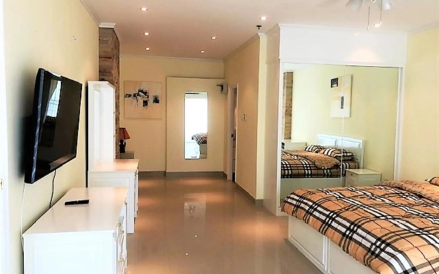 1 Bedroom Apartment at View Talay 5
