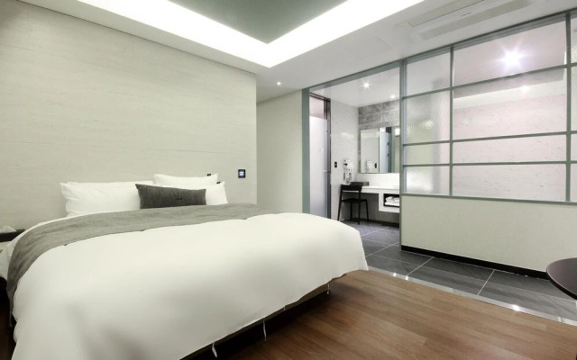 Yangsan Bukbudong Lime Hotel