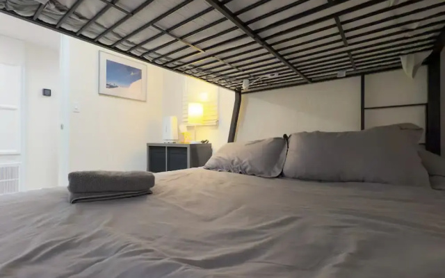 < 1 Mi to Slopes! 'heavenly Daze Chalet' in Tahoe