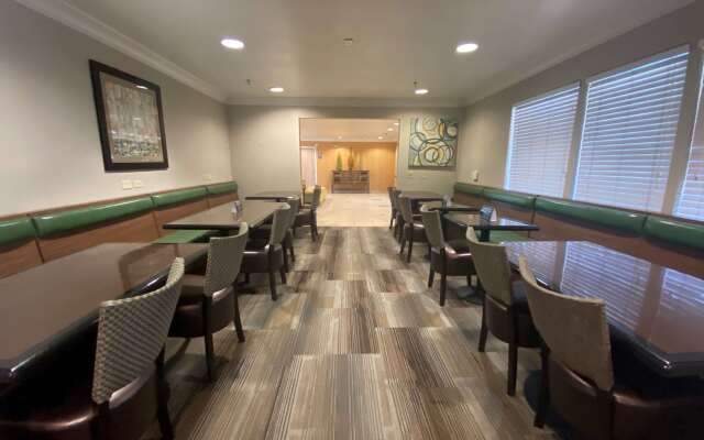 SureStay Hotel by Best Western Ontario Airport