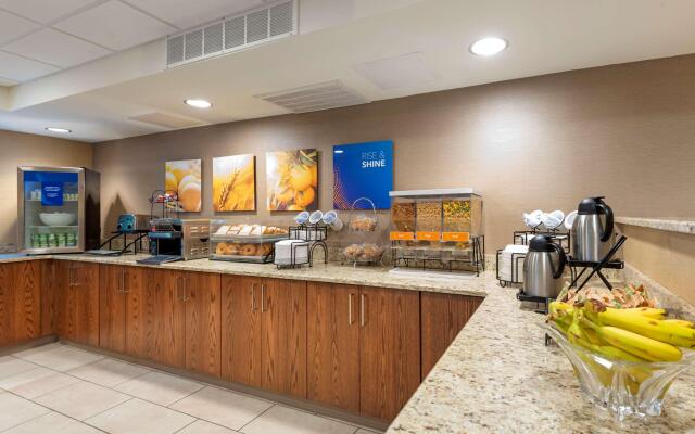 Comfort Inn University