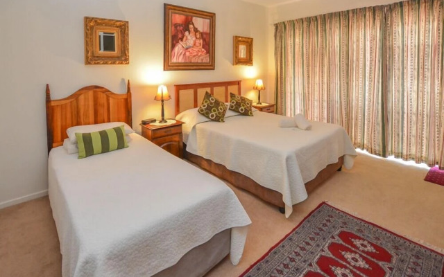 7 Eland Boutique Guesthouse