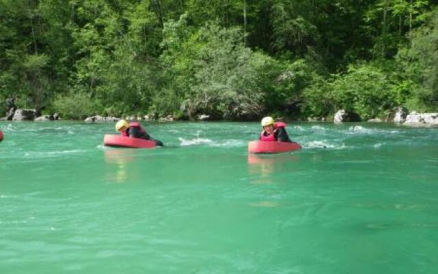 Top Rafting rooms & camping