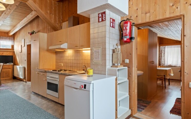 Plush Holiday Home in See im Paznauntal With Balcony