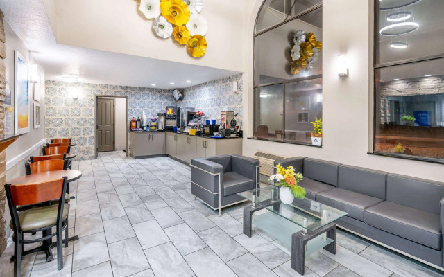 Days Inn by Wyndham Los Lunas
