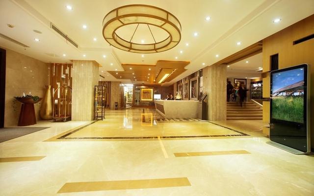 Phoenix Regalia Hotel Chain Chunxi Branch