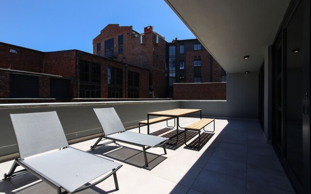 Urban Elephant At The Docklands