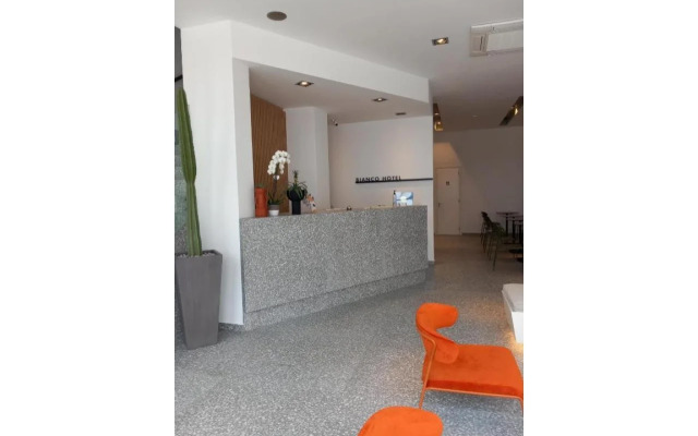 Bianco Hotel