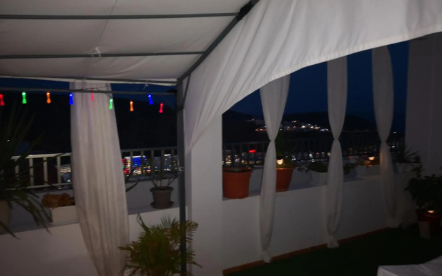 Santa Claudia Apartments - Adults Only