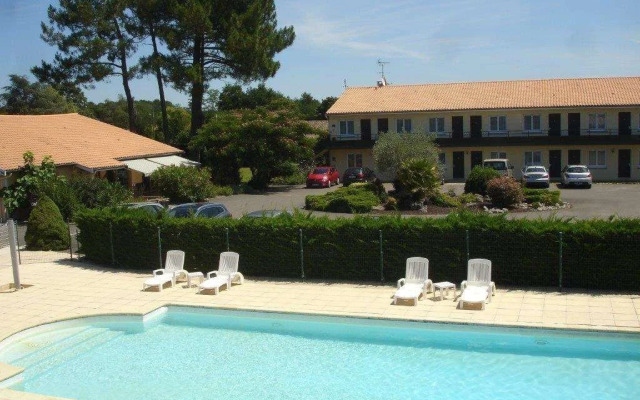 Chateau Les Bruyeres