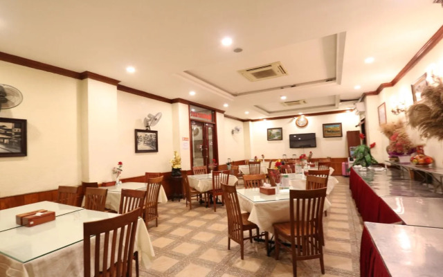 A25 Hotel - 44 Hang Bun