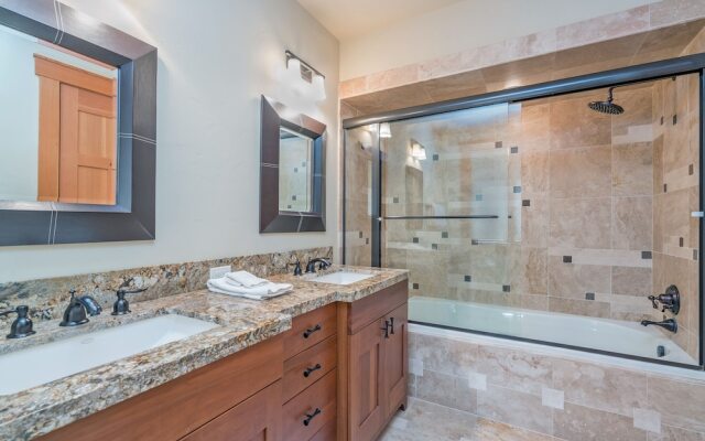 Grand Vista by Exceptional Stays