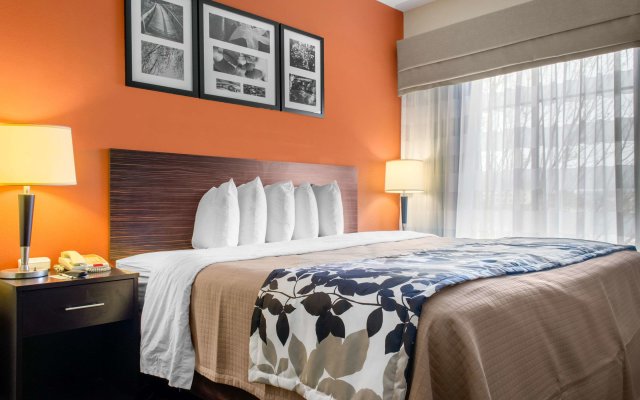 Sleep Inn & Suites East Chase