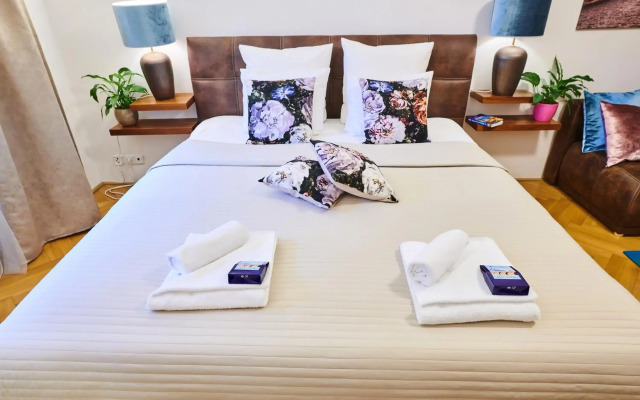 Royal Route Residence