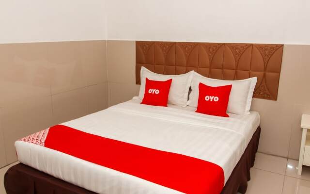 Leila Hotel by OYO Rooms