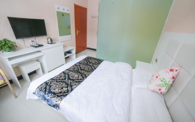 Xi'an Aiweixin Theme Hotel