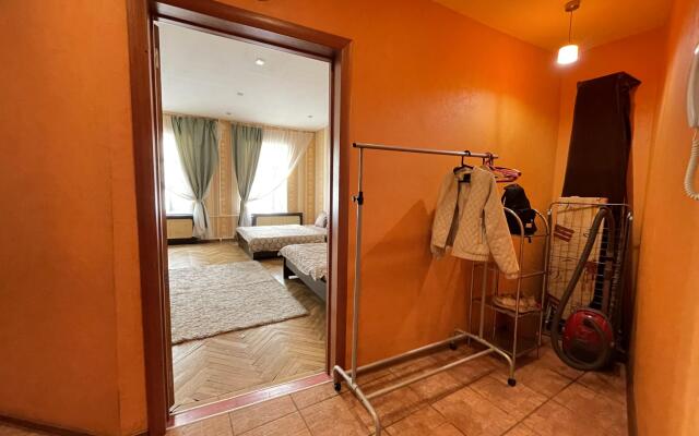 Апартаменты на улице Оружейника Федорова 15