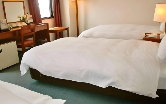 Kuwana City Hotel