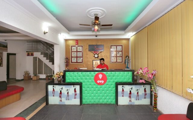 OYO 10208 Home Valley View 2BHK Kasauli