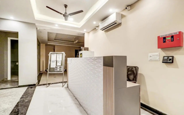 Collection O 76462 Pulpehladpur