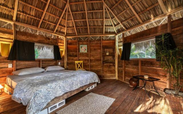 Flor y Bambu Hotel Glamping