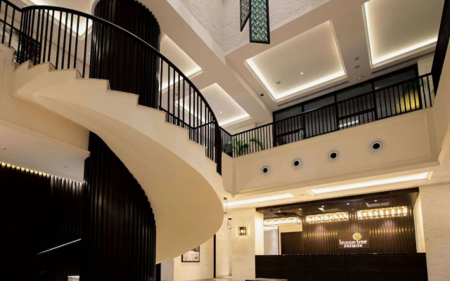 Lemon Tree Hotel Viman Nagar Pune