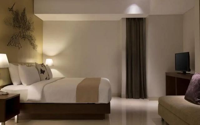 Santika Premiere Kota Harapan Indah – Guest Rooms – Bekasi