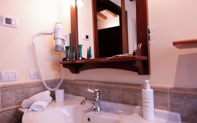 Borgo Sant'Apollinare Resort