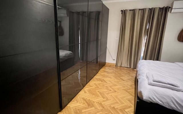 Rosa Black Baccara Suites W Gym