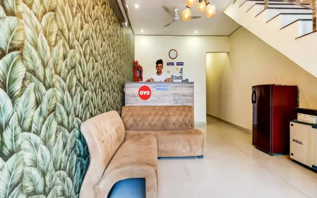 Oyo Flagship 703864 Su Casa