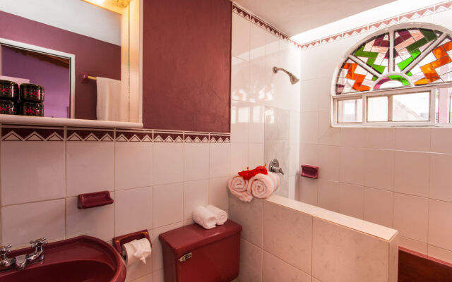 Garlands del Rio Riverside Boutique Hotel